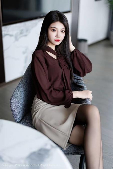 [Xiuren秀人网] 初梦瑶NO.9868 期[83+1P/659MB]2025.02.11